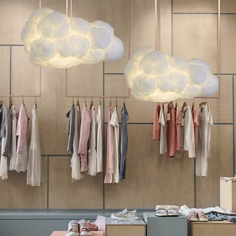 Aura Lumineuse : Suspension Plafonnier Blanche Moderne pour Chambre avec Double Abat-jour pour une Illumination Élégante