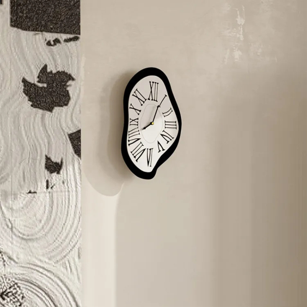 Orologio da parete moderno con numeri romani stile artistico