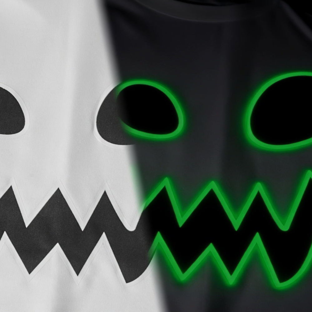 Dětský halloweenový kostým ducha s kapucí, která svítí ve tmě