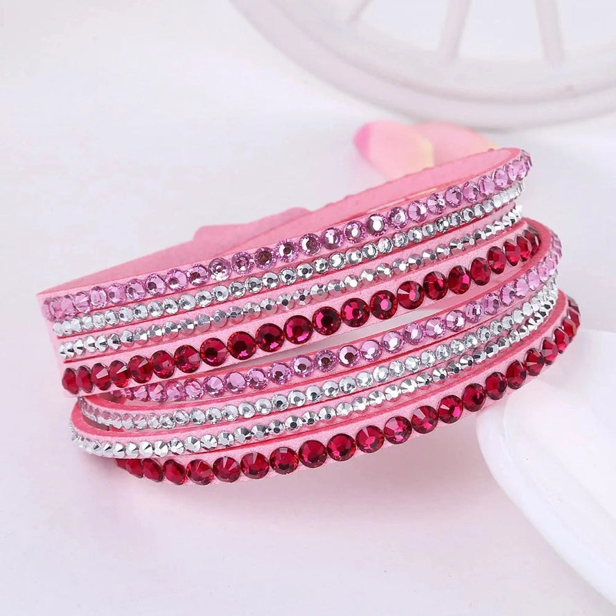 Bracelet pour femmes design enroulé cristal noir