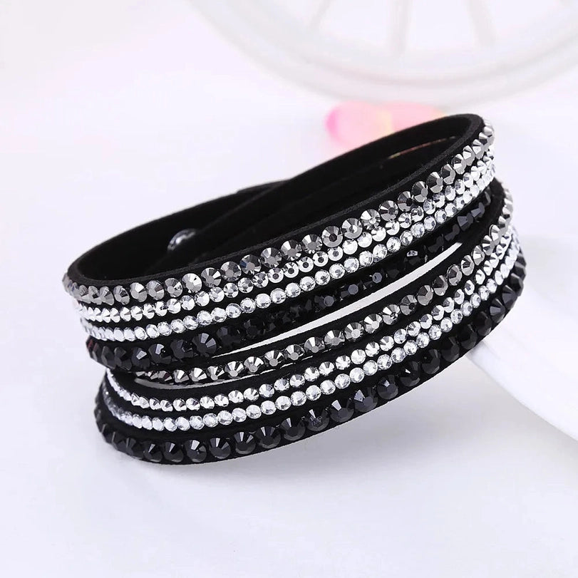Bracelet pour femmes design enroulé cristal noir