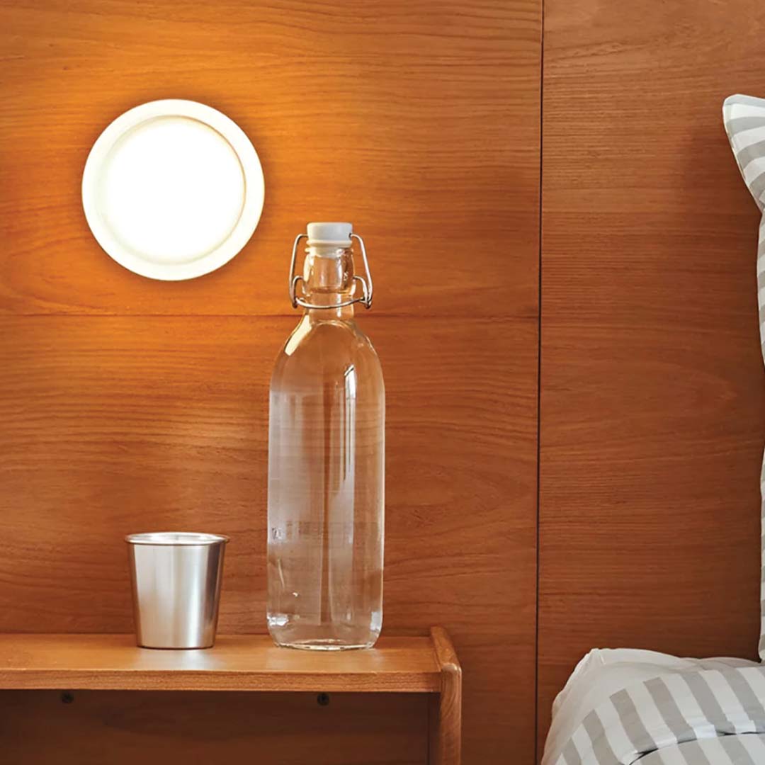 EleganceGlow - Lampe Murale de Luxe Moderne avec Finition Sophistiquée