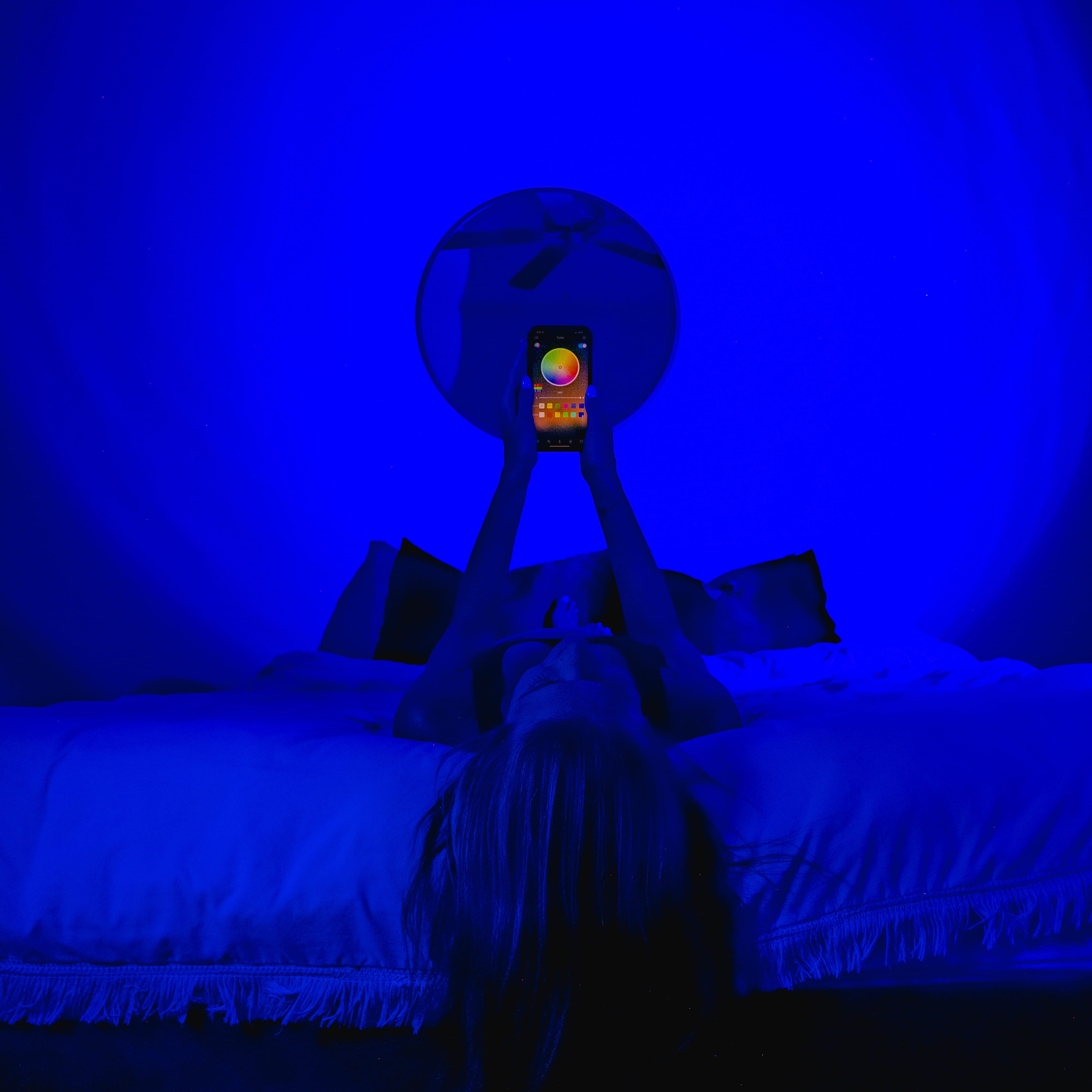 Lampe LED d'ambiance à projection de couleur réglable