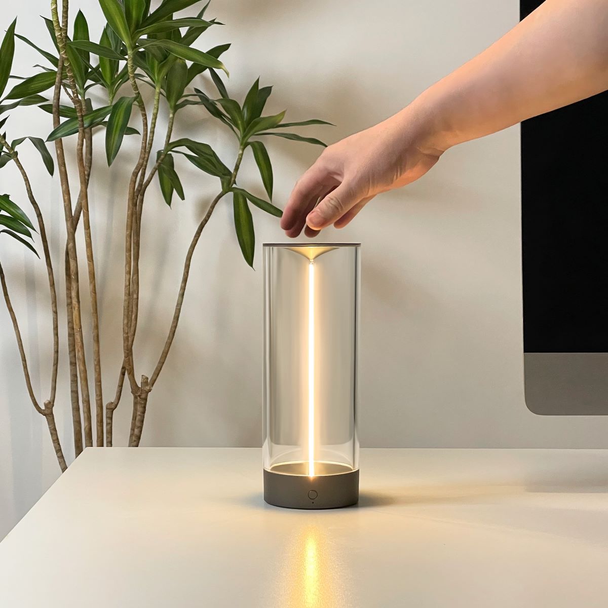 LED bordlampe minimalistisk genopladeligt lys