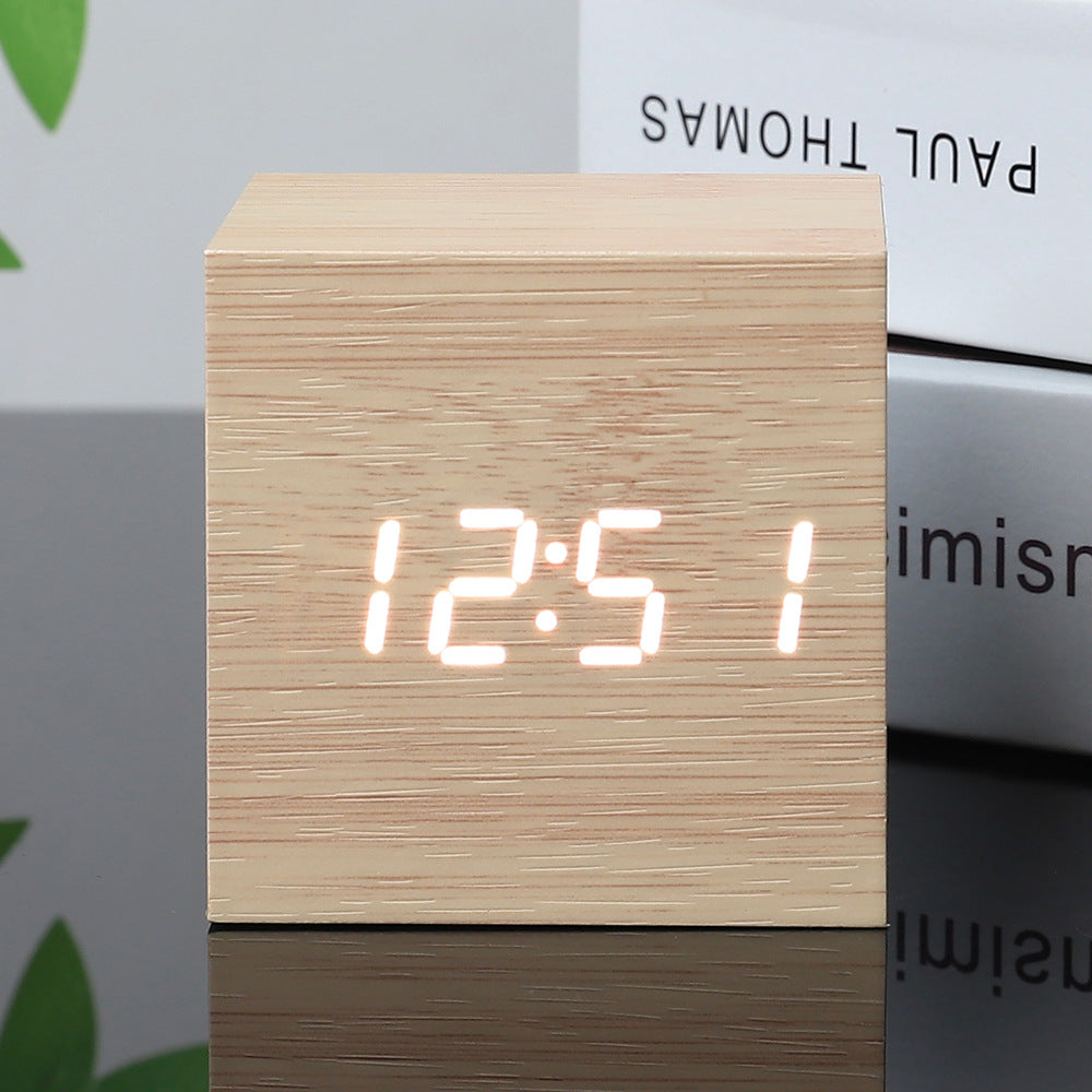 Réveil numérique LED en bois avec affichage