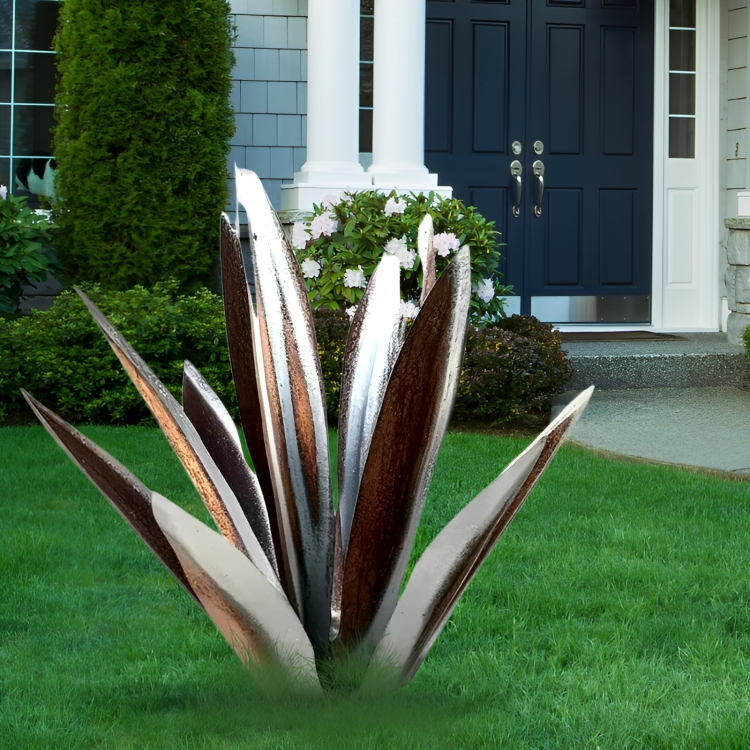 Metal Garden Sculpture Rustic Agave Plant