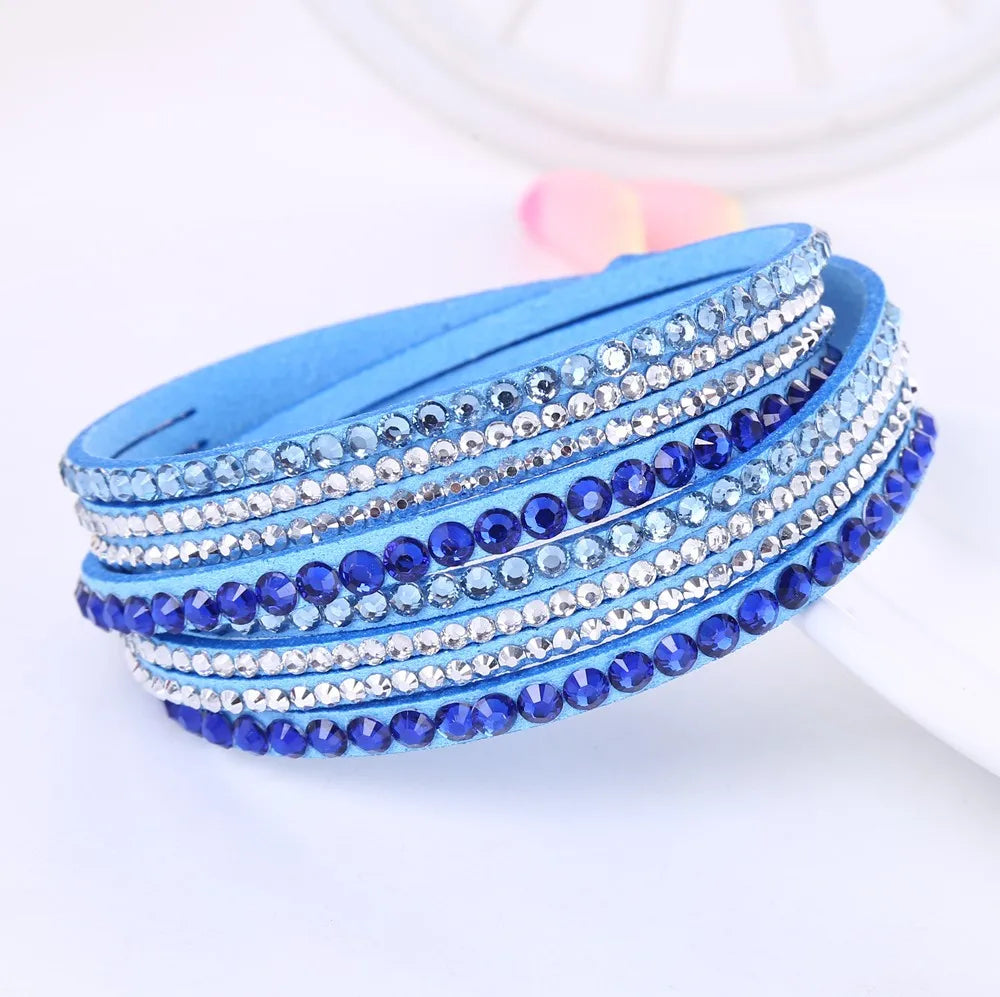 Bracelet pour femmes design enroulé cristal noir