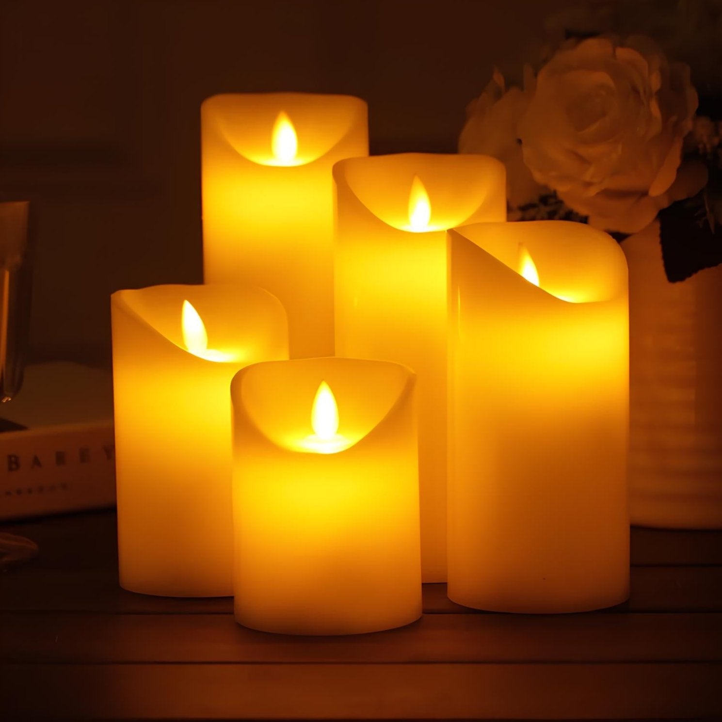 LED sloupové svíčky s efektem třpytivého plamene