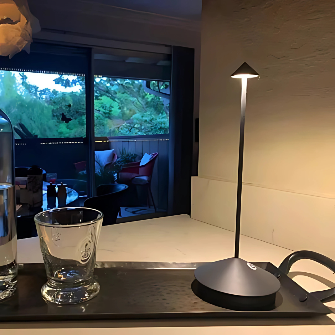 LED stolní lampa stmívatelná vodotěsná moderní světlo