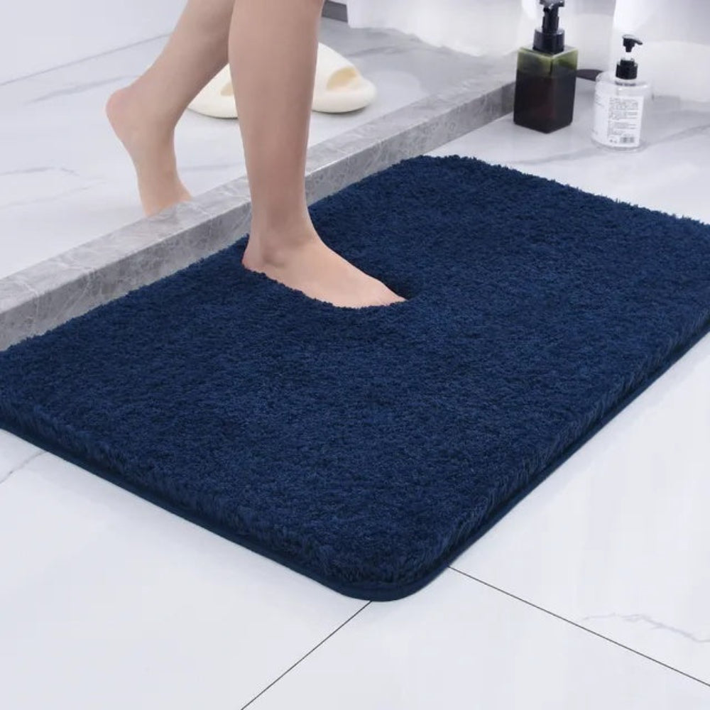 Plyšová šedá mikrovláknová koupelnová podložka na podlahu
