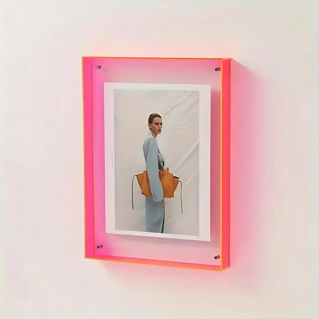 Akrylový fotorámeček | Neonový minimalistický stolní displej