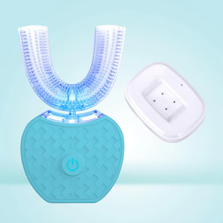 Brosse à dents électrique avec éclairage bleu blanchissant