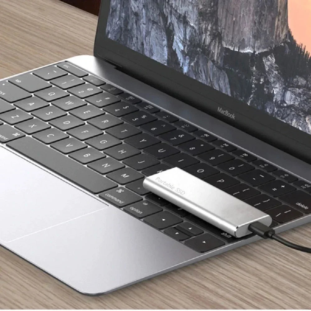 portable-usbc-external-storage-4-fuv36y