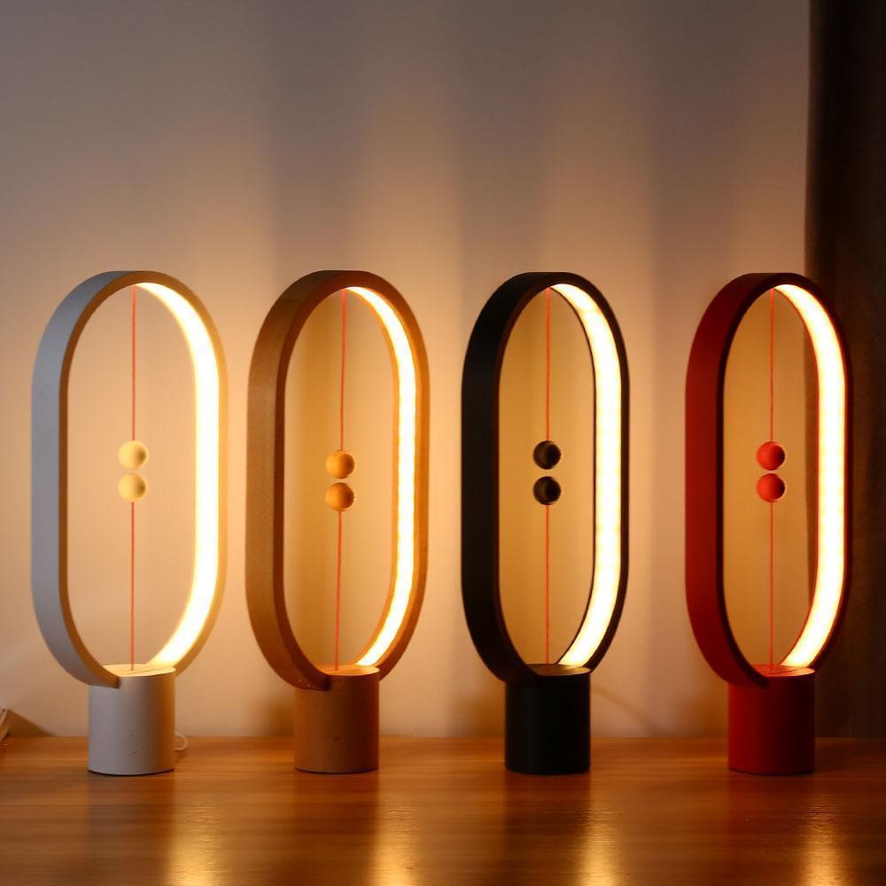 Dřevěná stolní lampa s magnetickým vypínačem světla