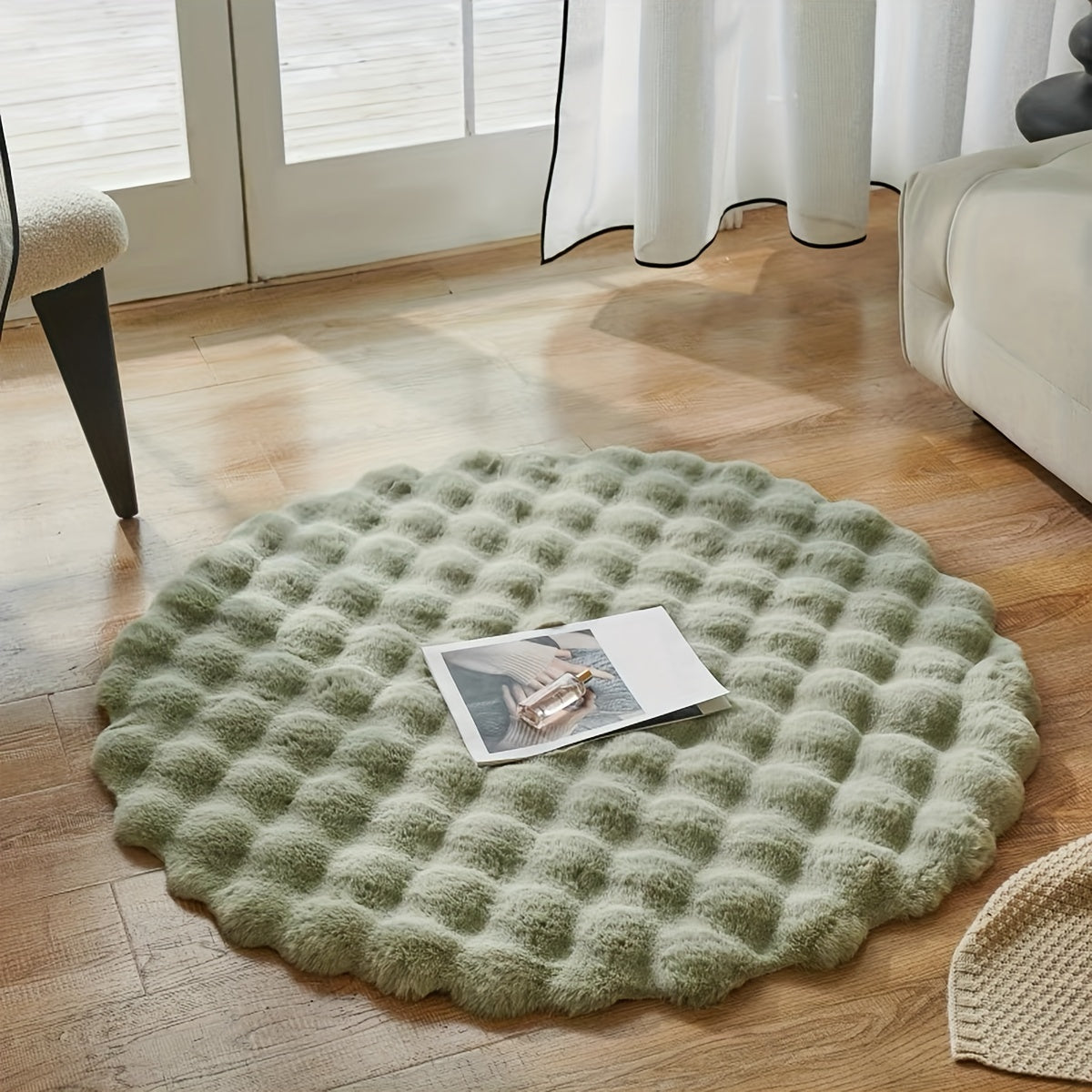 CozyNest Round Fluffy Rug for Chic Interiors – Plush Rug for Living Room & Bedroom Decor