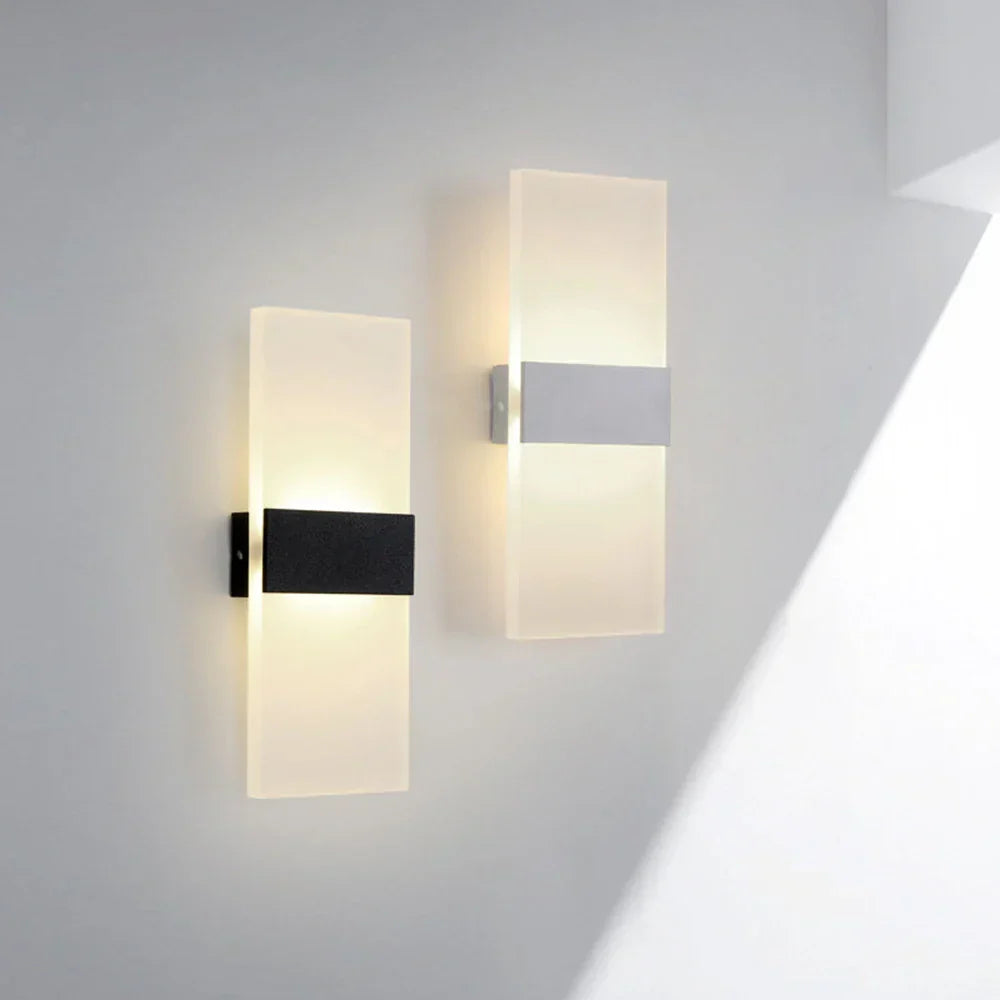 Luminous Glow - Modern LED Wall Light for Indoor Use - Chic Dimmer Lamp for Living Room & Hallway