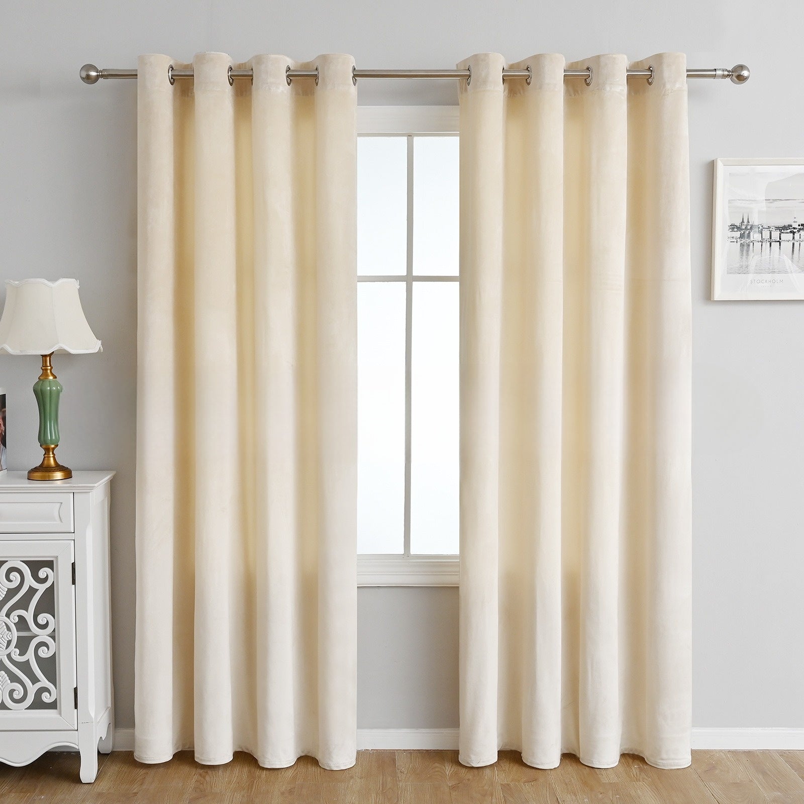 Cozy Haven Thermal Velvet Drapes: Blackout and Insulating Curtains for a Perfect Bedroom Sanctuary