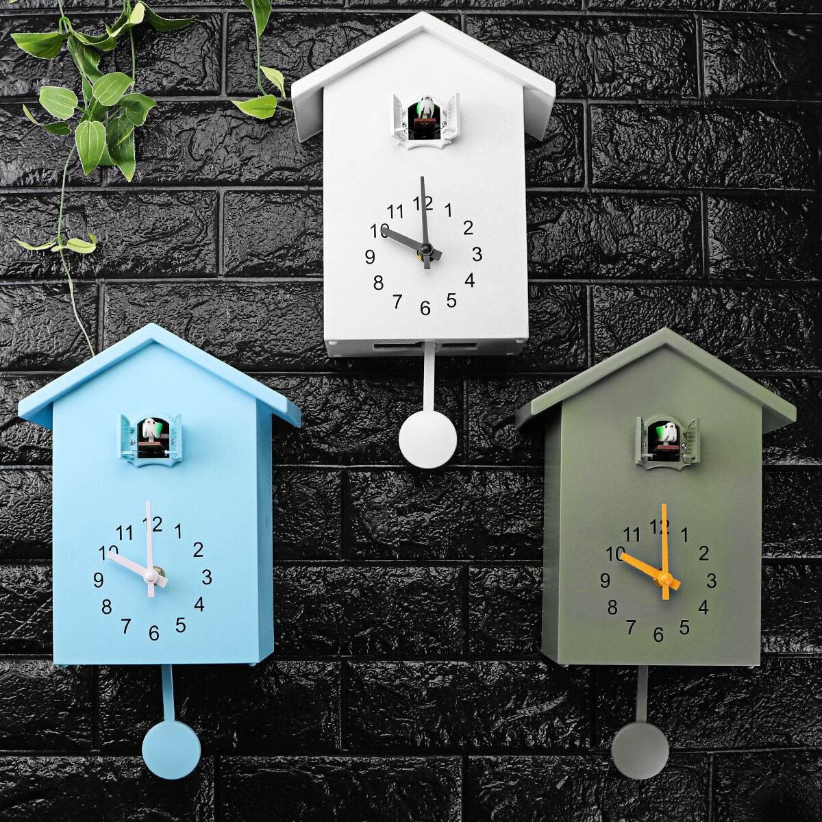 TimelessCharm - Elegant Cuckoo Clock for Cozy Spaces