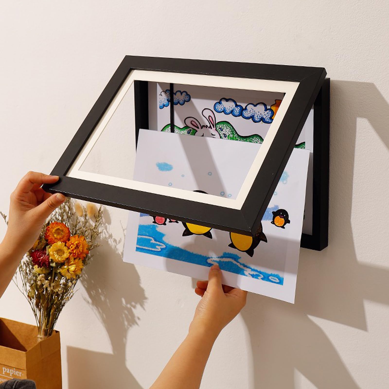 Cornice da parete per esposizione di opere d'arte per bambini