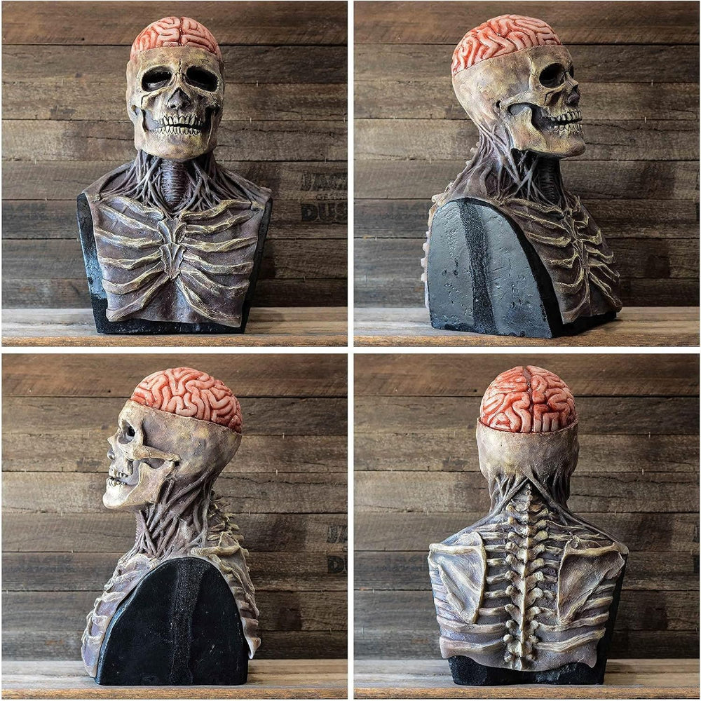 Totenkopfmaske mit Gehirndetail