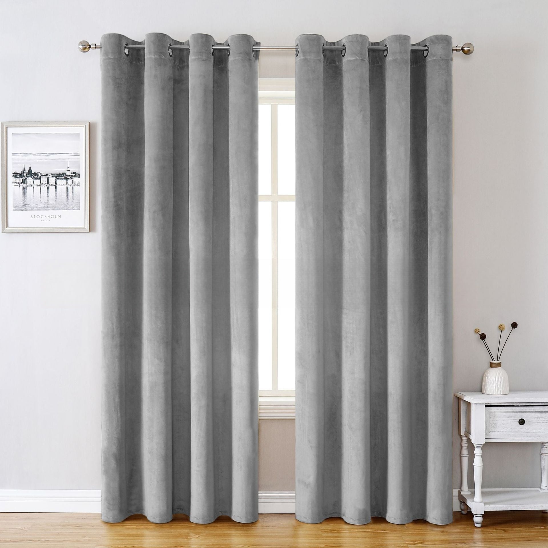 Cozy Haven Thermal Velvet Drapes: Blackout and Insulating Curtains for a Perfect Bedroom Sanctuary