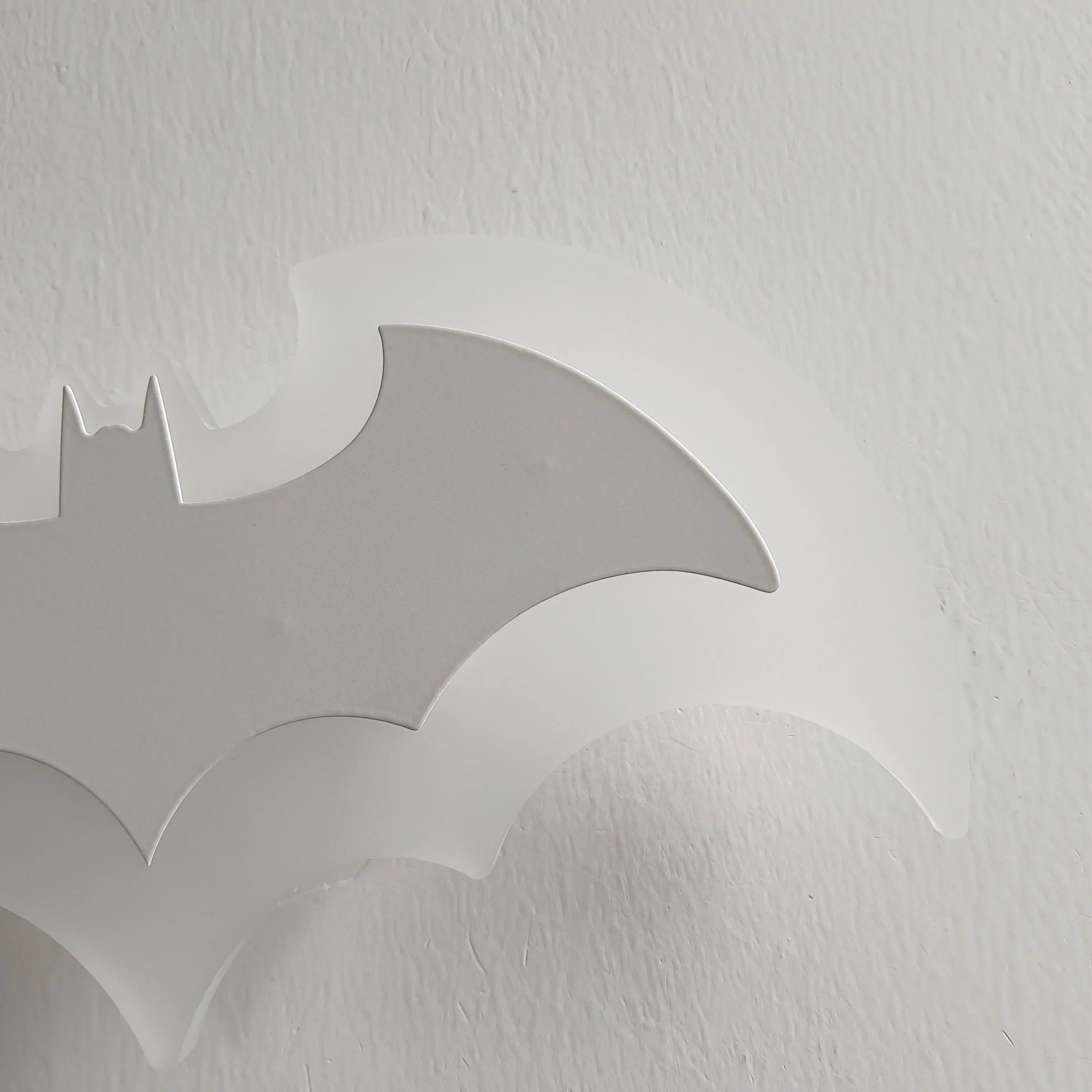 Luminous Bat Haven - Stylish LED Wall Light for Modern Children's Rooms, Perfect for Boys & Girls