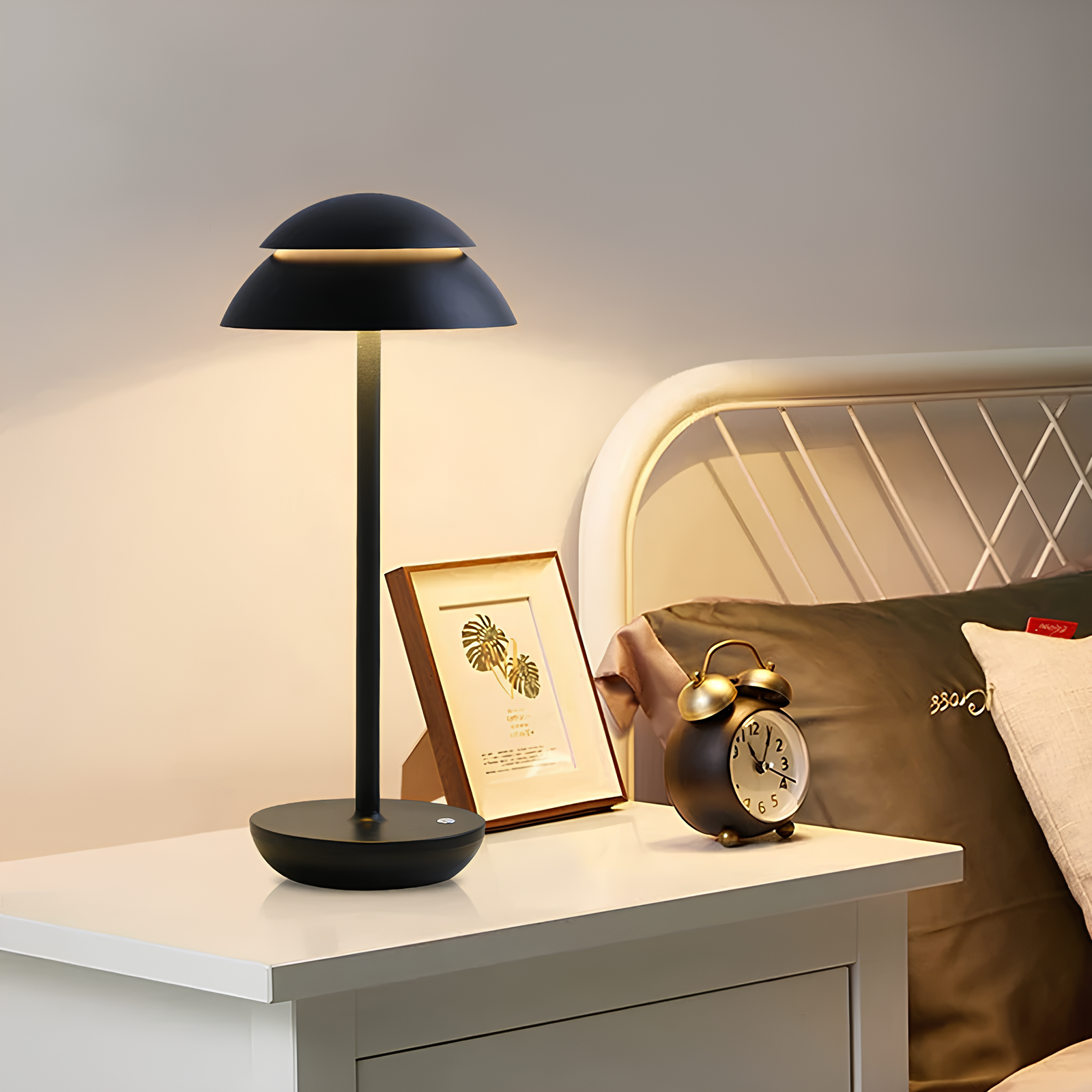 Moderne metal bordlampe