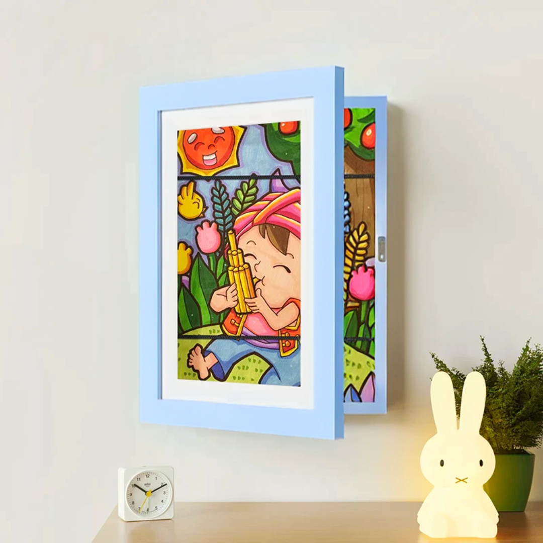 Cornice da parete per esposizione di opere d'arte per bambini