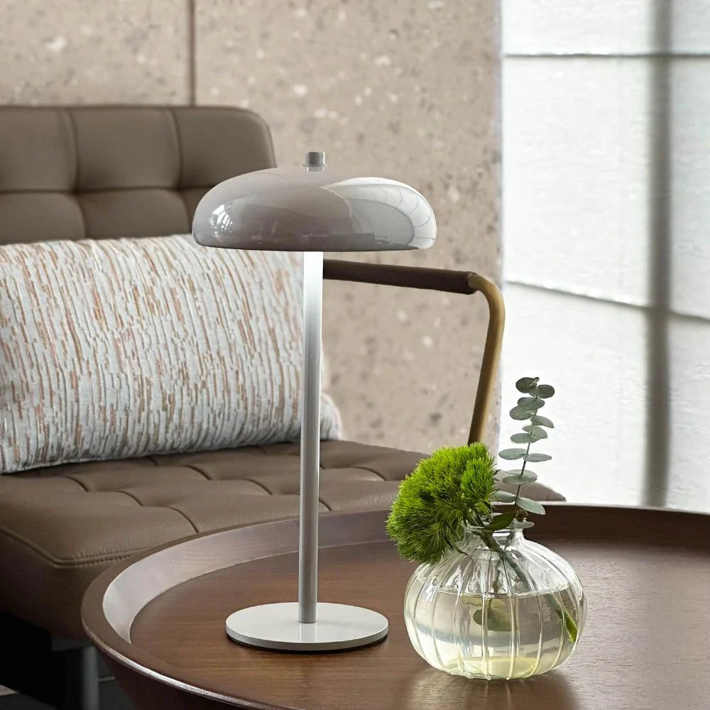 LED bordlampe metal genopladeligt lys