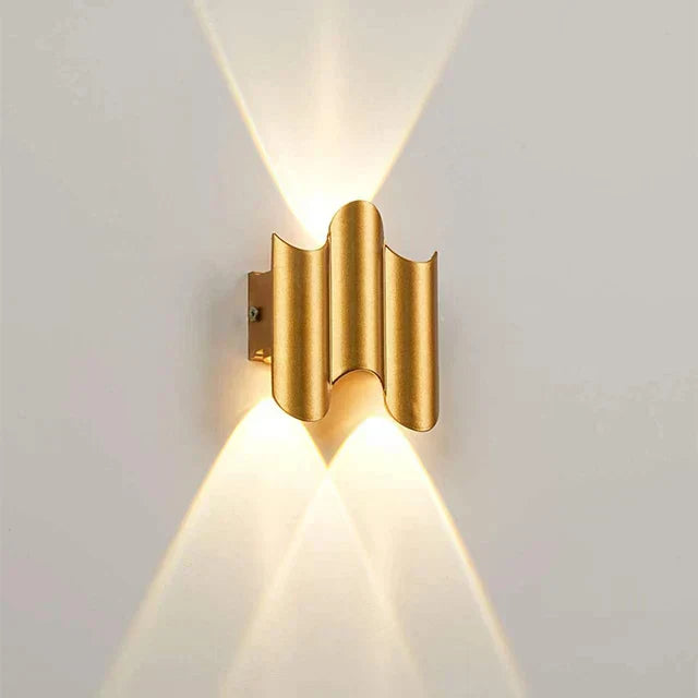 Luminous Glow - Contemporary LED Wall Light for Chic Indoor Spaces, Energy-Efficient and Elegant