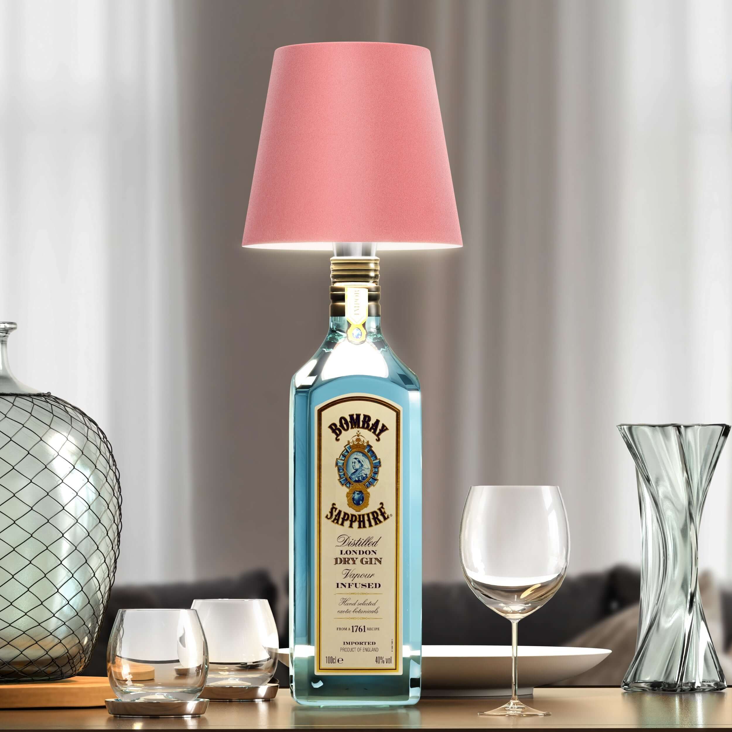 Bordlampe med base af genbrugt flaskeglas