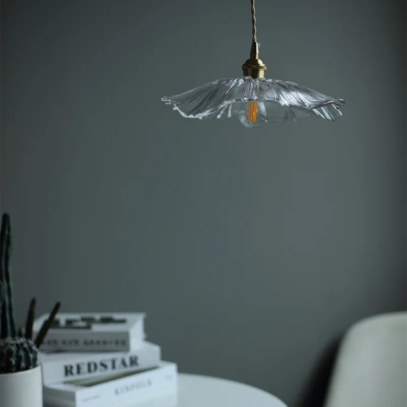 BloomAura - Elegant Flower Ceiling Lamp