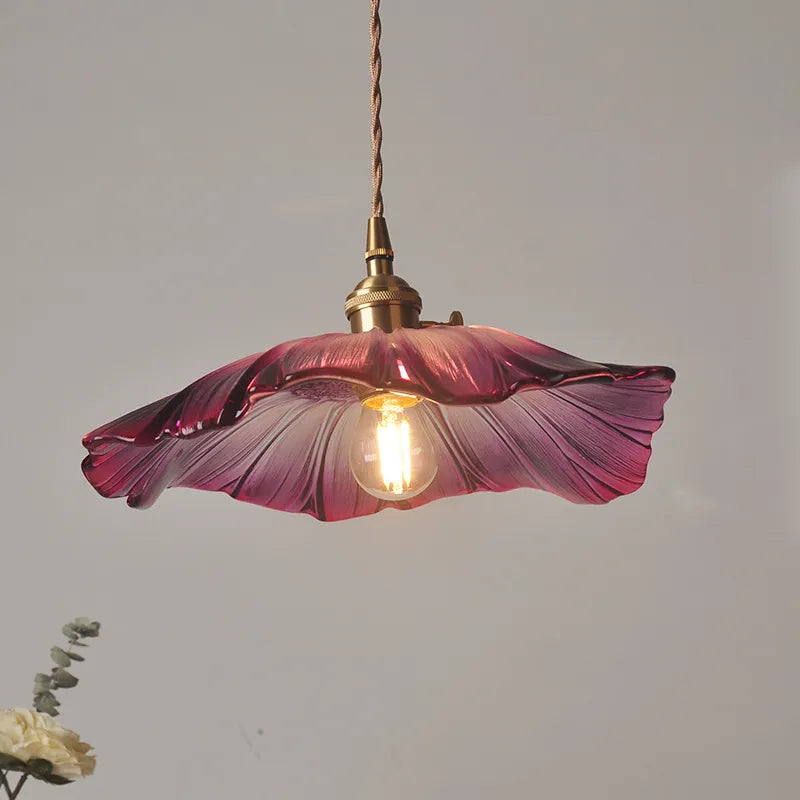 BloomAura - Elegant Flower Ceiling Lamp