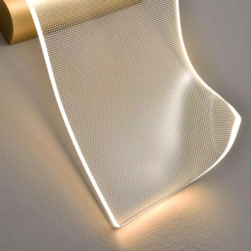 Luminous Curves: Elegant LED Wall Sconce with Curved Glass - Modern Lighting for Bedroom & Living Room