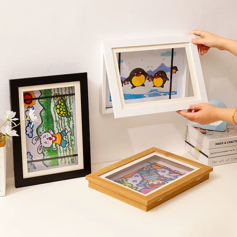 Cornice da parete per esposizione di opere d'arte per bambini