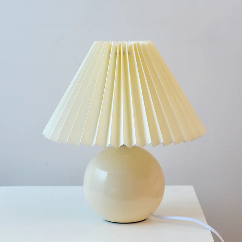 Luminous Heritage: Vintage Table Lamp with Pleated Shade – Elegant Antique Retro Nightstand Lighting Solutions