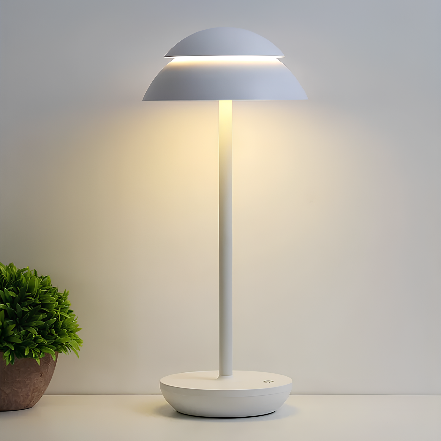 Moderne metal bordlampe