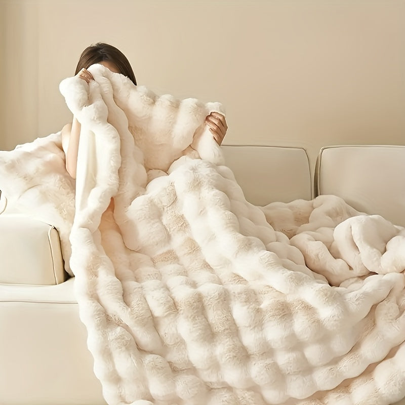 CozyRabbit - Soft Hypoallergenic Fleece Blanket for All Seasons