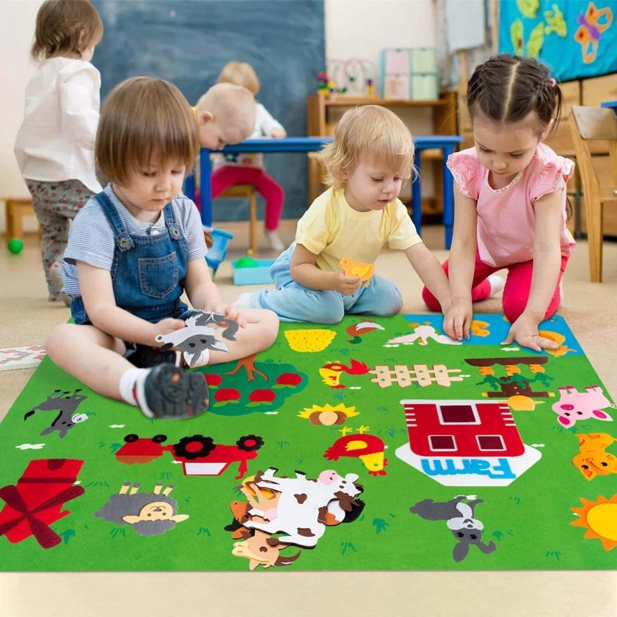 Ensemble d'apprentissage mural en feutre d'animaux pour enfants
