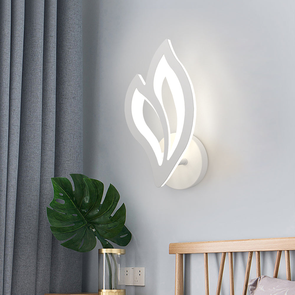 Luminous Leaf | Modern LED Wall Lamp for Scandinavian Style Indoor Lighting in Living Room & Bedroom