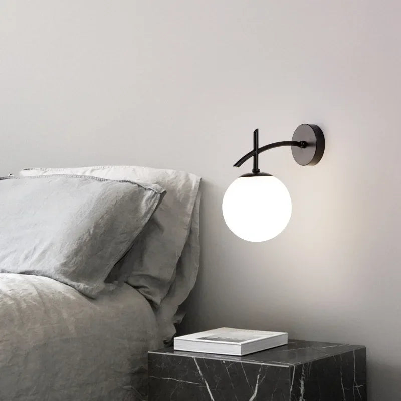 Luminous Sphere Wall Glow – Elegant Wall Light in Contemporary Scandinavian Style