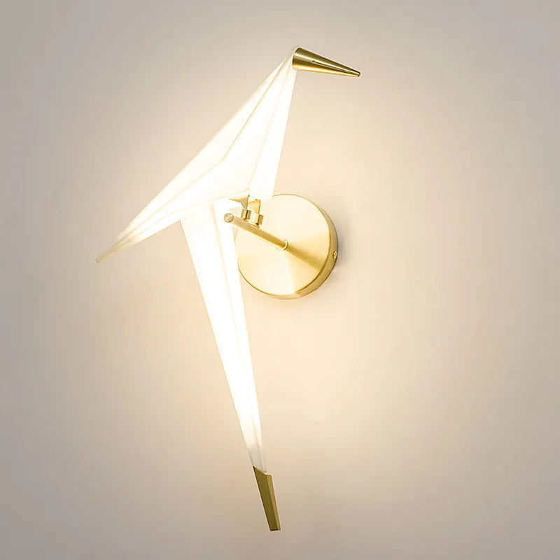 Luminous Origami Glow - Stylish LED Wall Light to Enhance Your Living Spaces Elegantly