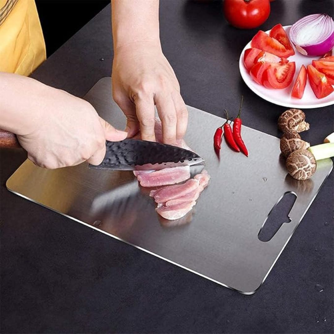 durable-titanium-cutting-board-4-ws3aaa