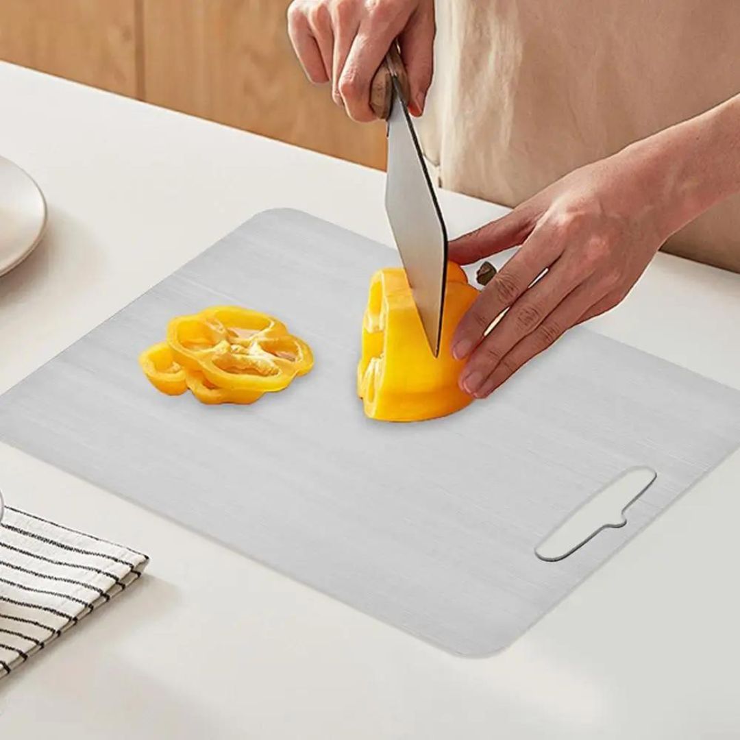 durable-titanium-cutting-board-6-x2z99f