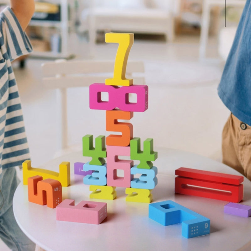 Blocs d'apprentissage empilables en bois pour les nombres et les mathématiques