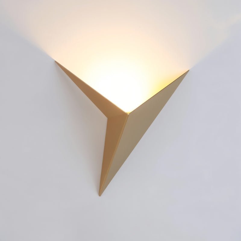 Luminous Glow - Contemporary LED Wall Light for Chic and Elegant Home Interiors