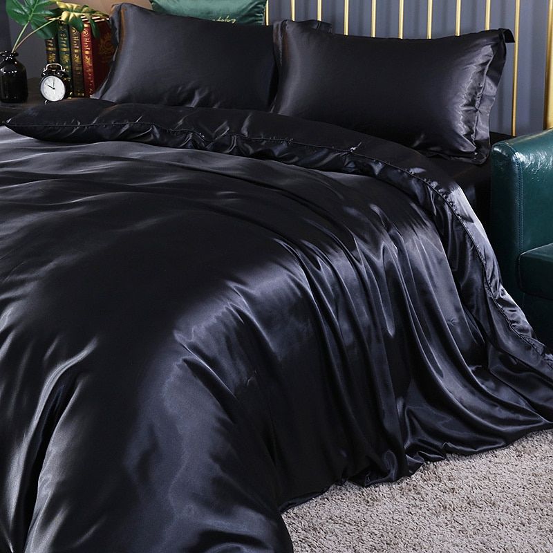 DreamLuxe - Satin-Cotton Bedding Set for Unmatched Comfort