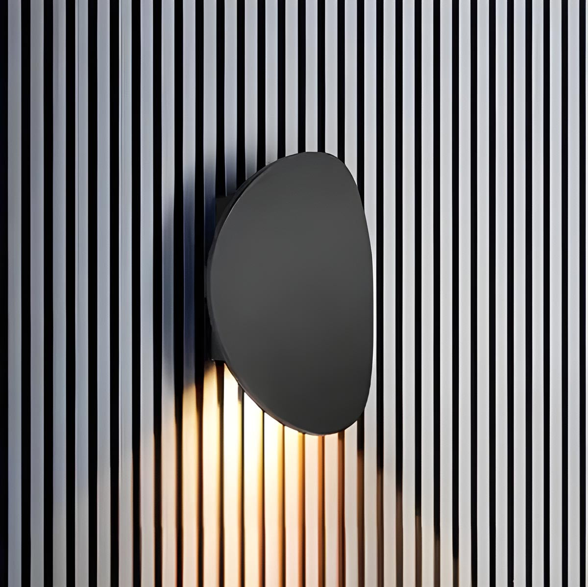 Luminous Glow Wall Light – Chic Illumination for a Cozy Ambiance in Your Home