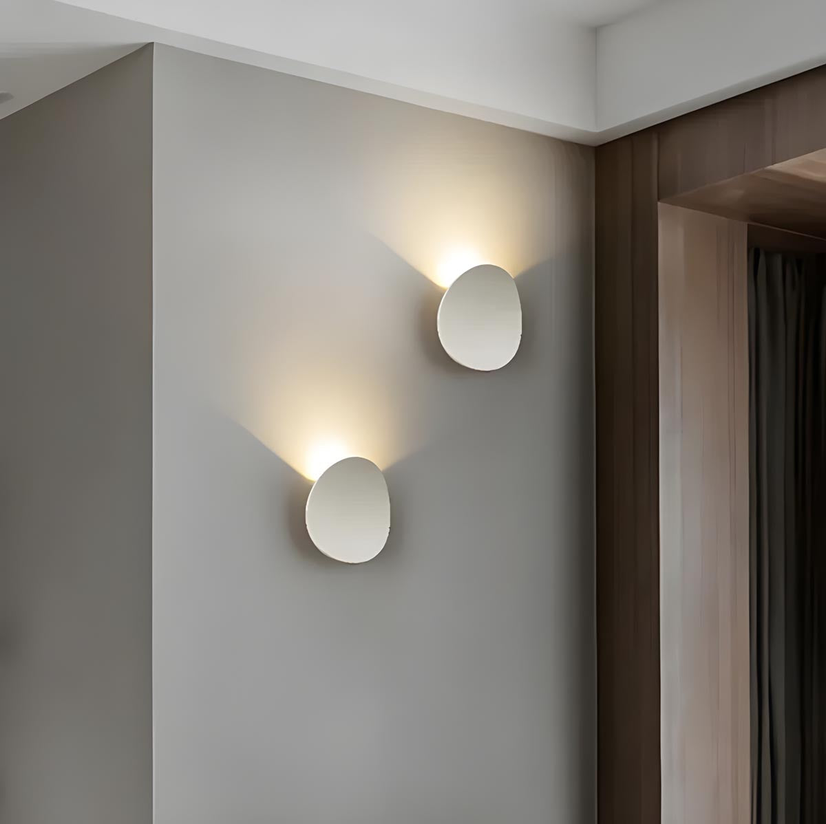 Luminous Glow Wall Light – Chic Illumination for a Cozy Ambiance in Your Home