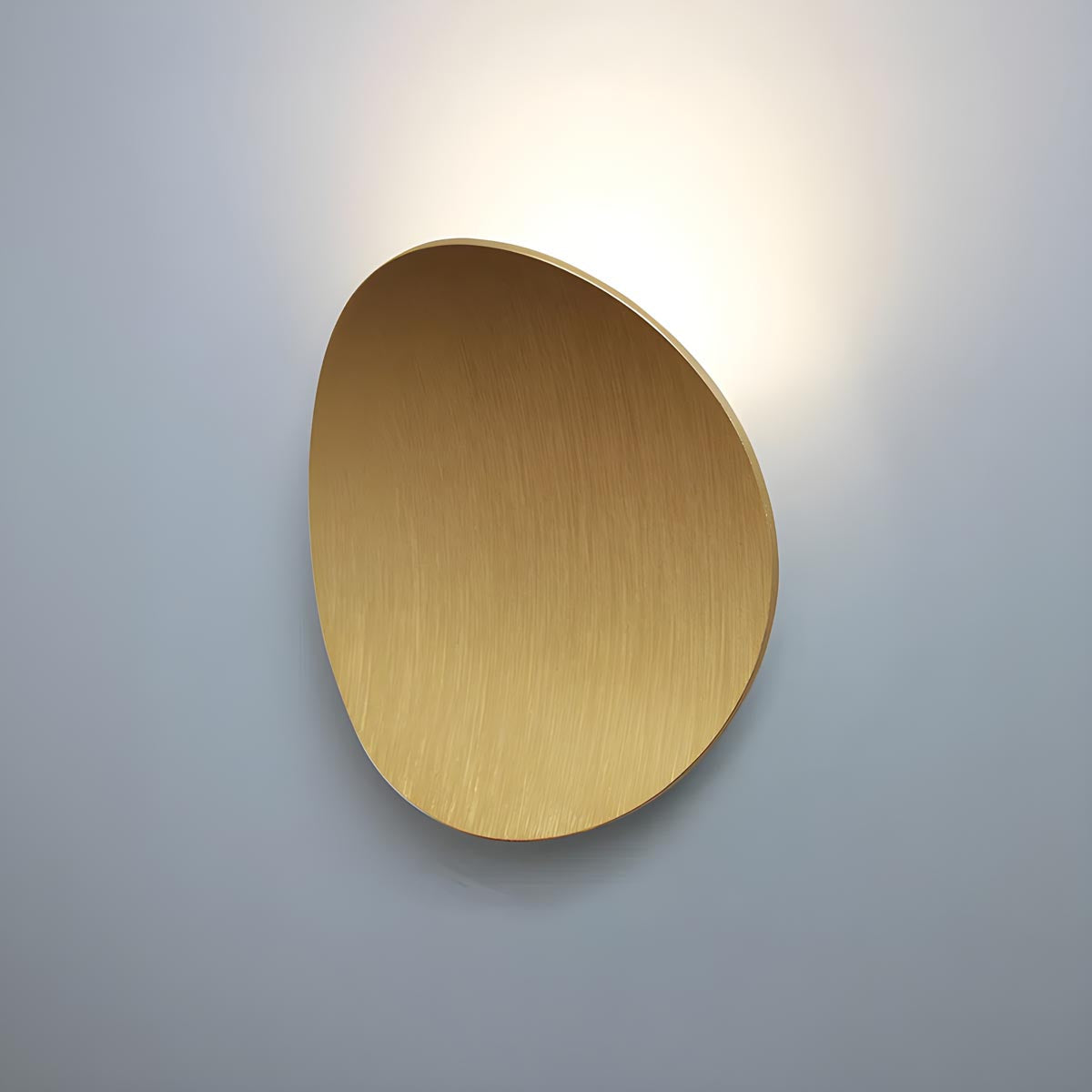 Luminous Glow Wall Light – Chic Illumination for a Cozy Ambiance in Your Home